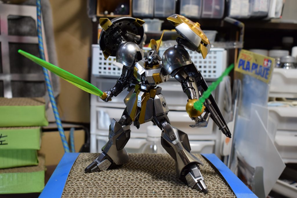 武器も作ったものの撮影の配置的にイマイチで使わずでした。