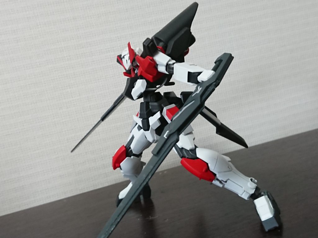 2本の剣は以前に作ったものを使用しました。フルスクラッチとセミスクラッチになります。