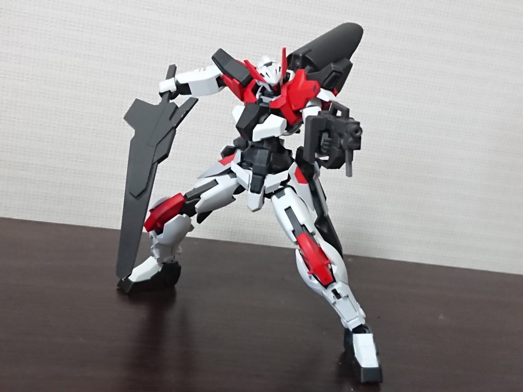 ライフルはグレイズのライフルをショートバレル化した物を使ってます。