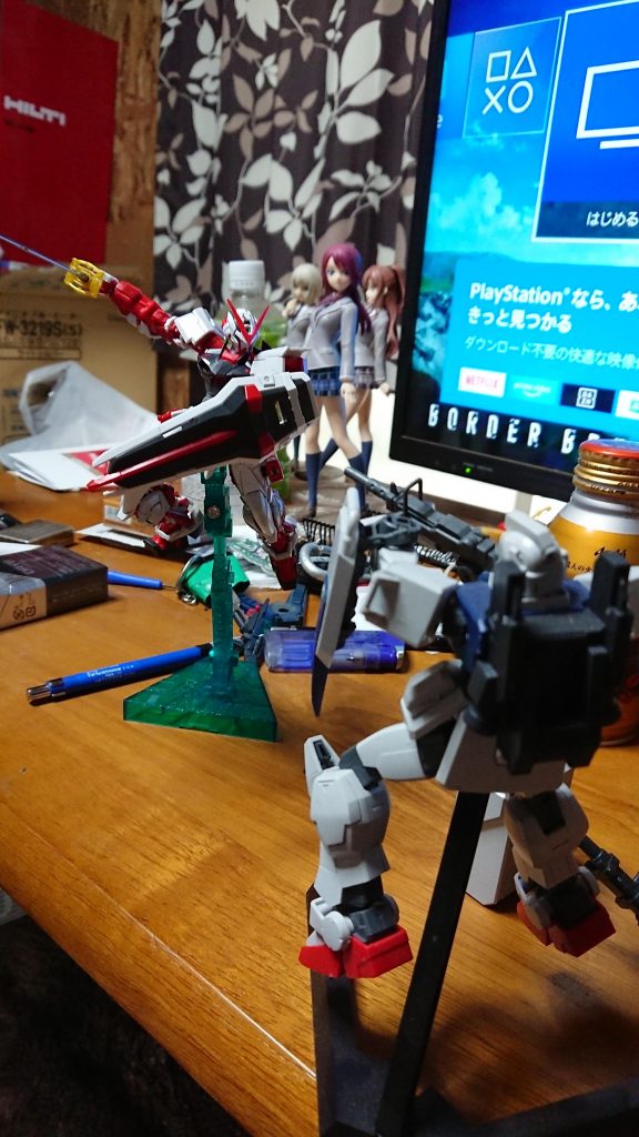 ビルドのワンシーンでありそうな陸ガンとの対峙のシーン