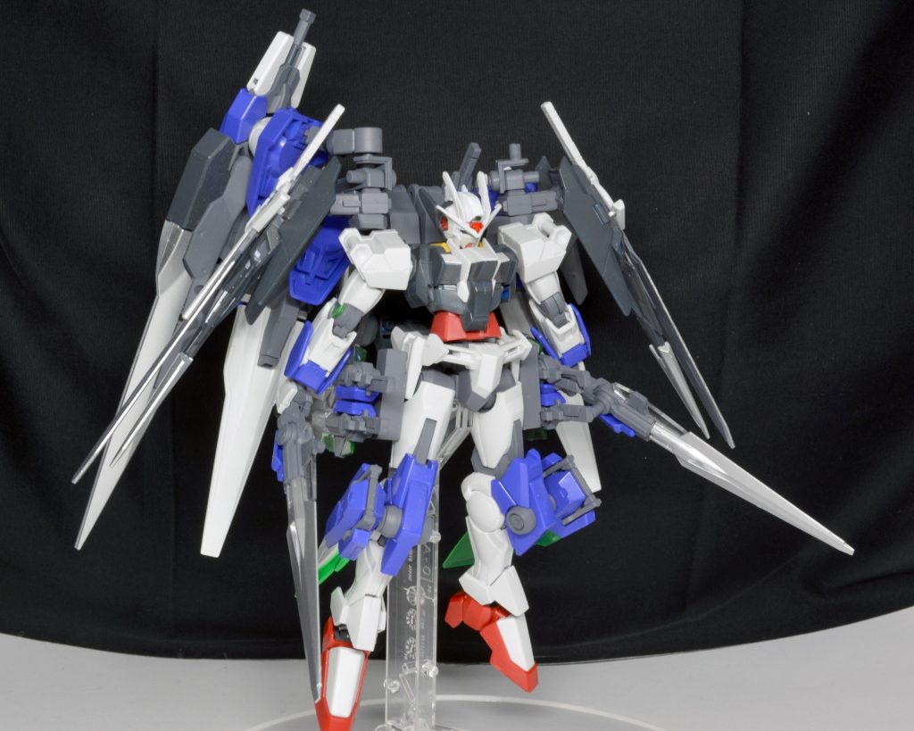 ダブルオーダイバーエース・ISセイバー–2枚目/制作者：兜龍