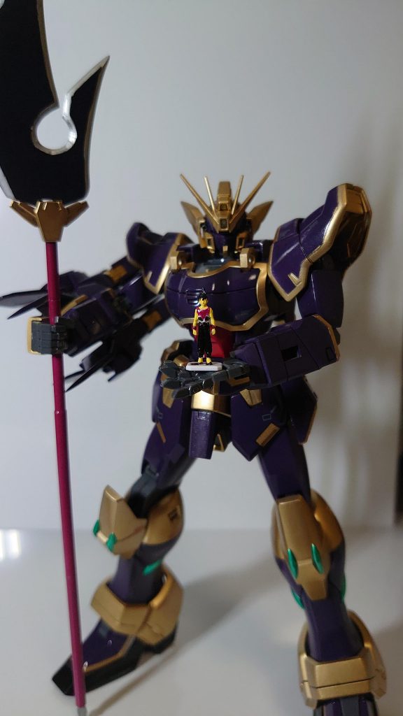 道蓮
五飛フィギュアの頭頂部にトンガリを製作して取り付け後、道蓮イメージで塗装