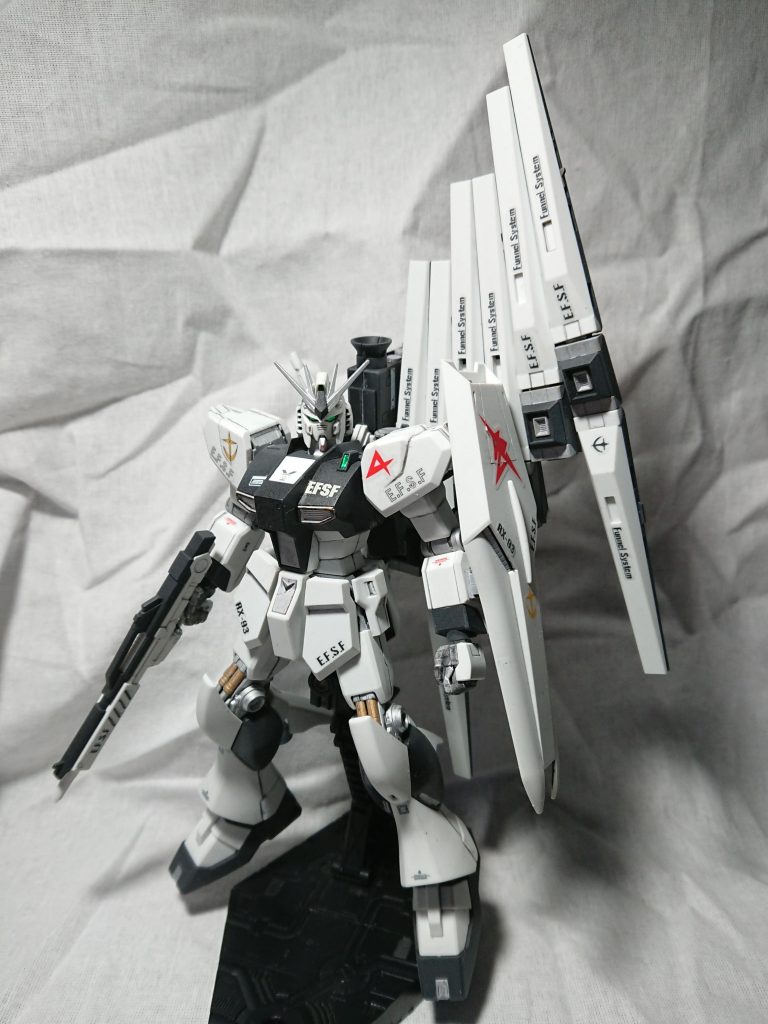 ダズル迷彩風 HGUC νガンダム HWS–5枚目/制作者：ＨＨ