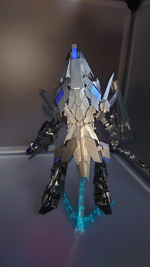 バンシィ フルアームド–3枚目/制作者：ノルン