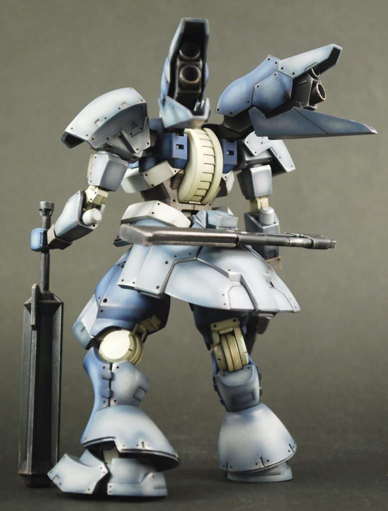 脚の装甲が二重に見えると思い加工したけどあまり目立たないですね。