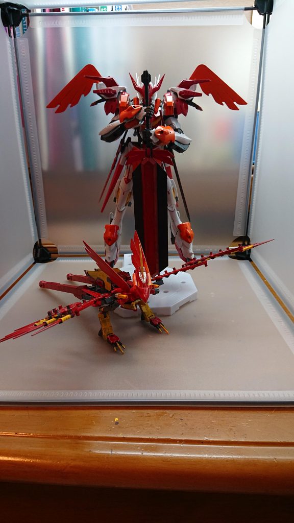 バルバトスカルラが支援機グレンと合体更なる力を発揮する!