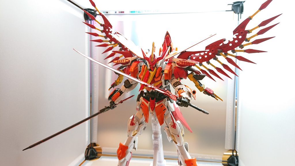 炎牙と炎魔の二刀流
そして鳳凰翼の攻撃により多数の敵を一掃することで青い空は赤く染まり地上は灼熱の炎に覆われる