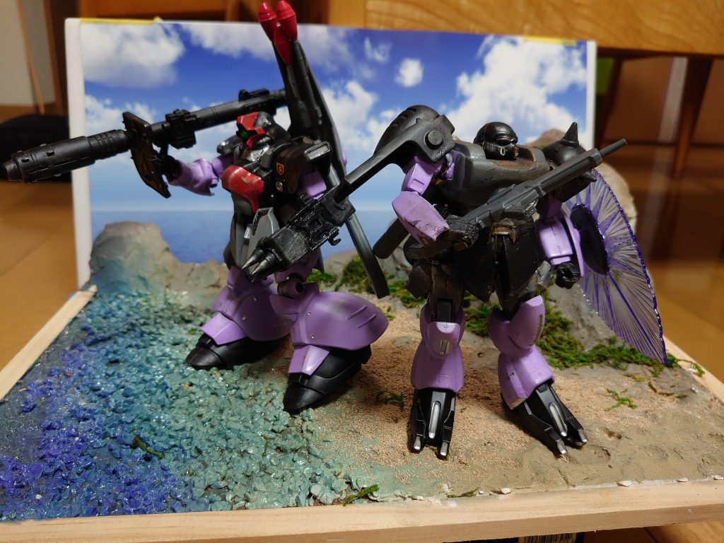 宇宙世紀、時代を超えて並び立つ兄弟機。