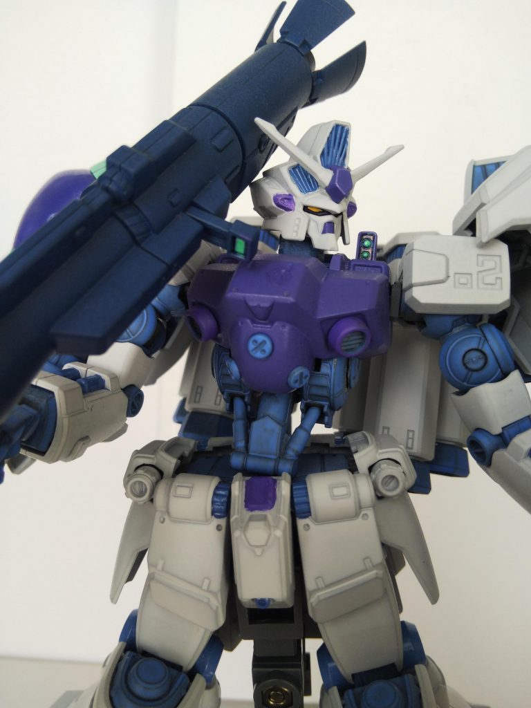 首と足首は延長して、股関節なども削って可動域をアップさせています。