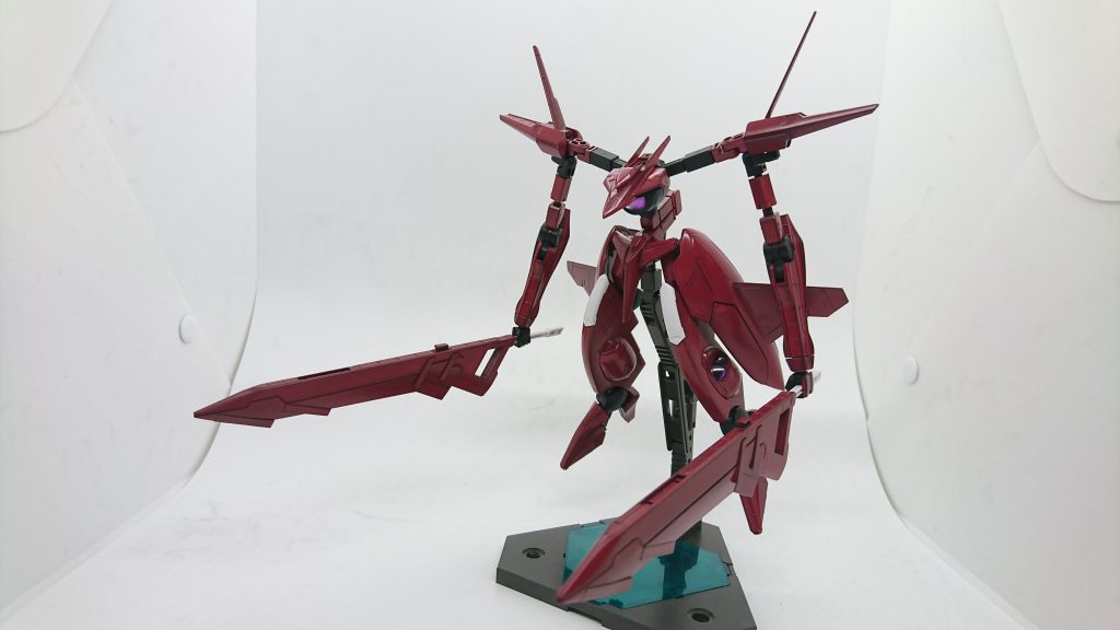 コアファイター分離後のイェーガー本体
遠隔操作により単純な戦闘は可能。