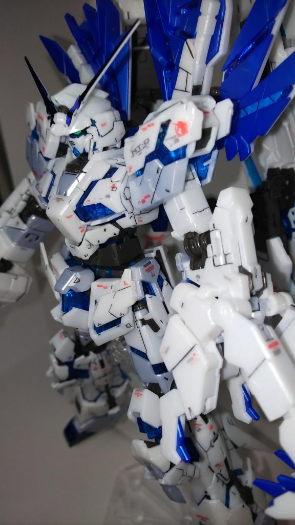 どアップ。ディテールが細かくて墨入れだけでかっこ良くなるのはRGの利点ですね