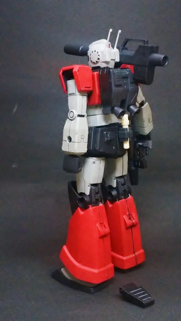 サーベルはインターセプトカスタムから拝借です。