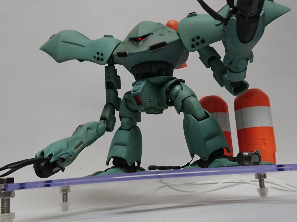 パステルシャドウとかフイルタリングとか小細工しましたが、つや消しクリヤーであまり目立たなくなっちましました。