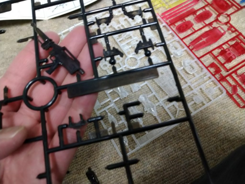 黒のパーツもクリアカラーでした。