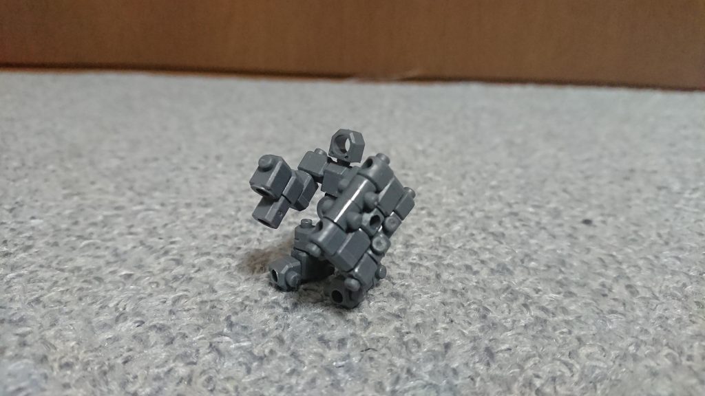 ライフルとシールド付きです