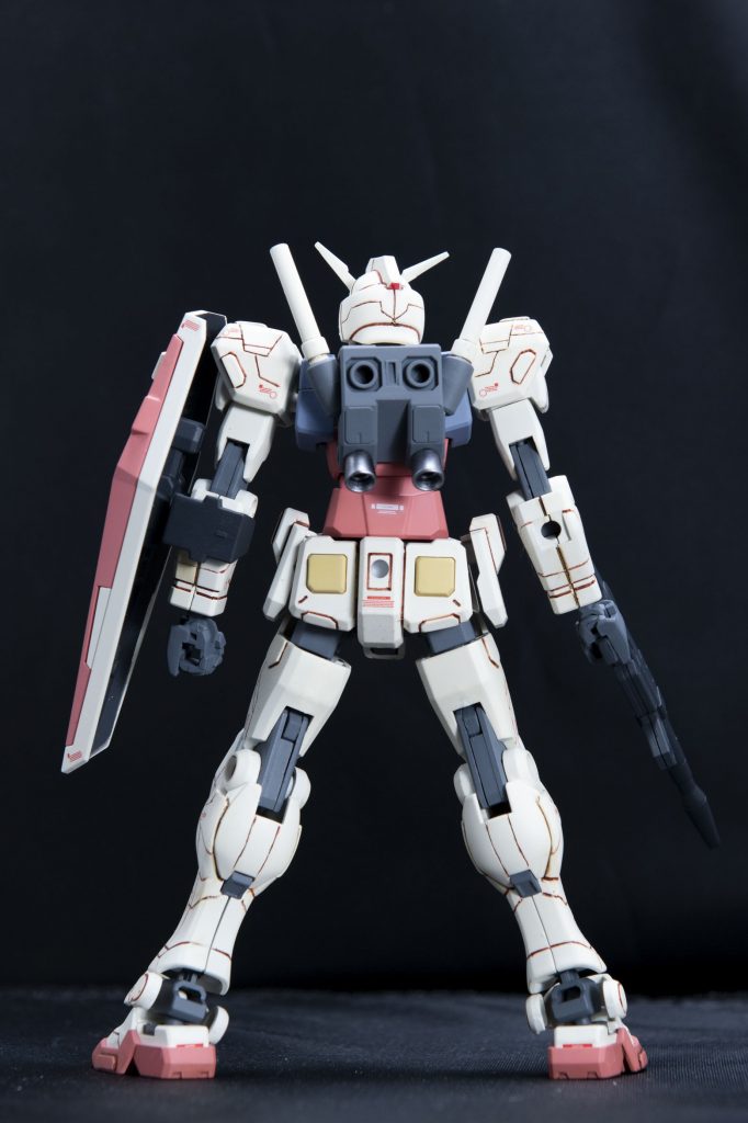 バック。後ろはそんなに彫ってません。