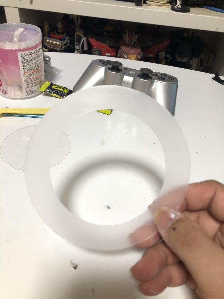 今回は、前回のシャイニングガンダムで初挑戦した合わせ目消しに加え、肉抜き埋めやエフェクト作成に初挑戦しました。
粗い部分が多分にありますが、1つ1つなんでも自分でやってみて成長していきたいなと思います!