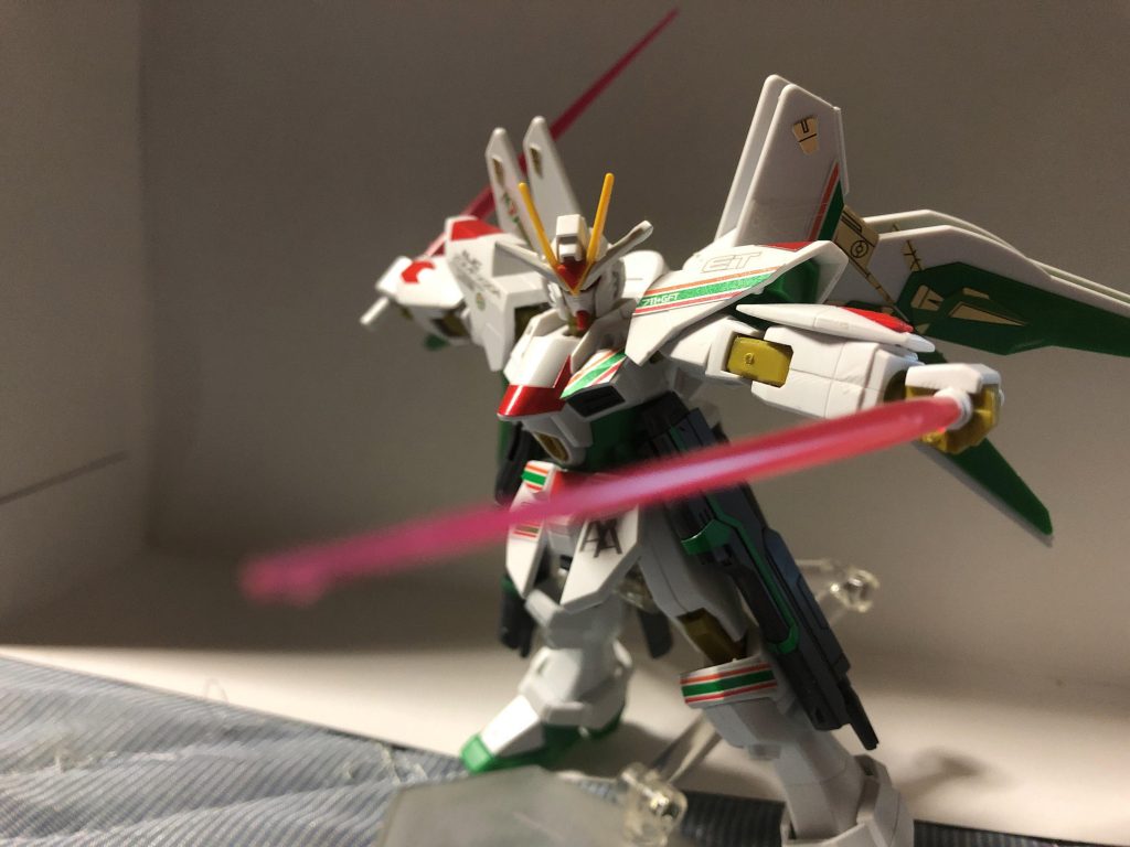 ビームサーベル装備