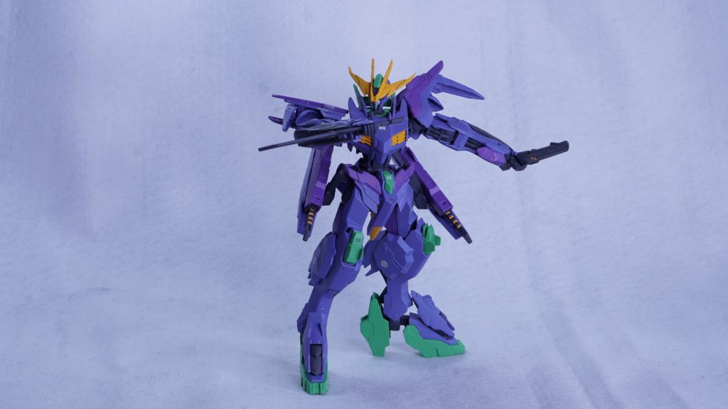 背中がついていかついイメージよりこっちの忍者っぽい方が好みでした。