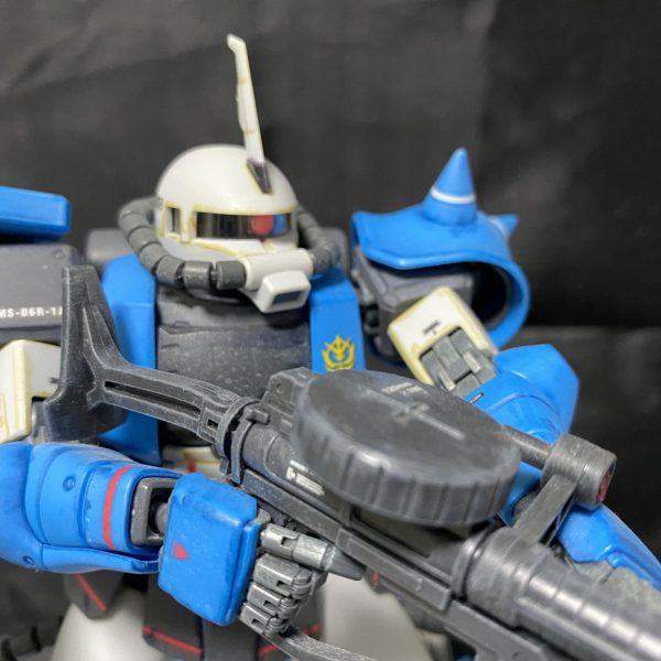 ザクの日だからさ。