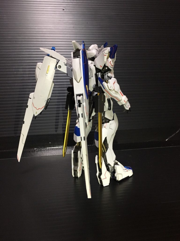 全身に赤を散りばめたのでちょっとは印象かわったかな？と