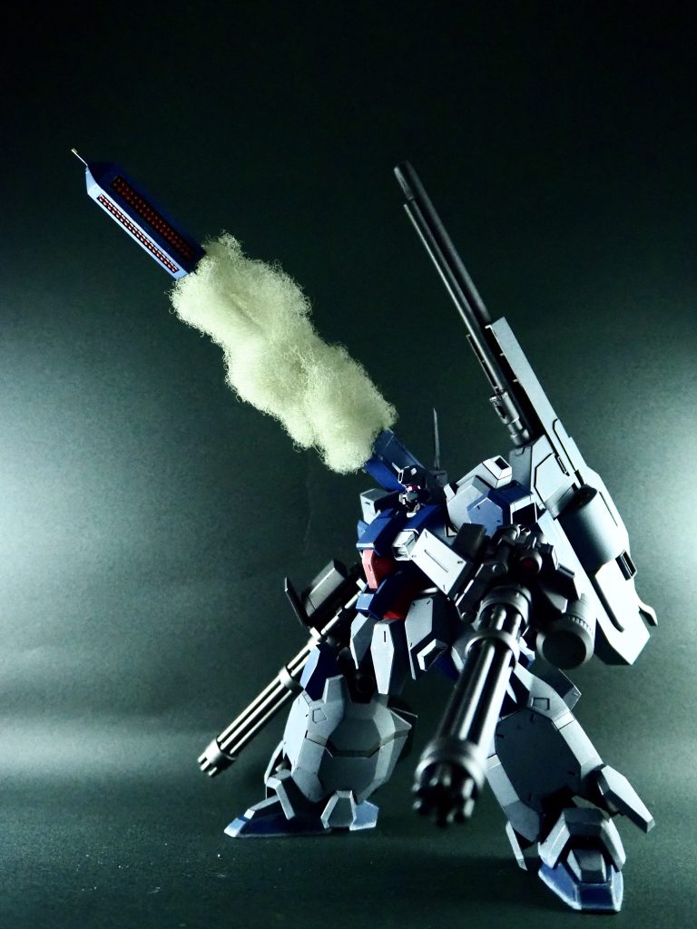 殲滅巨兵–4枚目/制作者:ヤマクロス