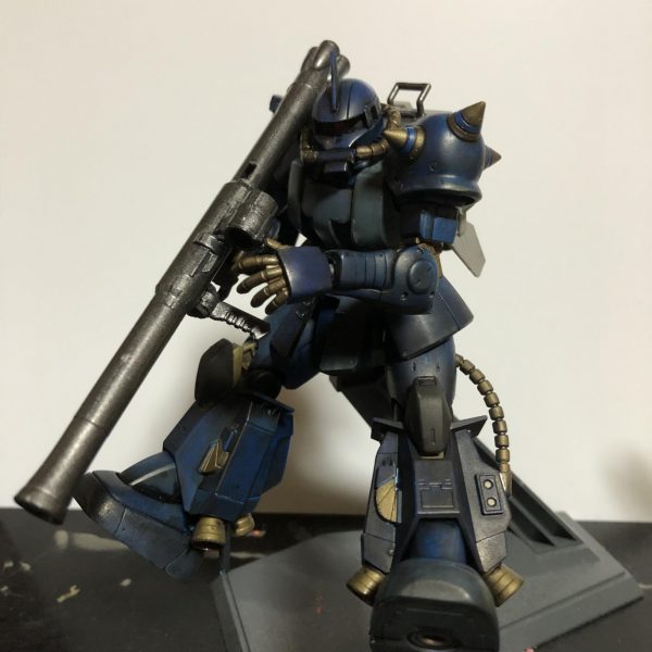 青いザクが作りたかったのよ。