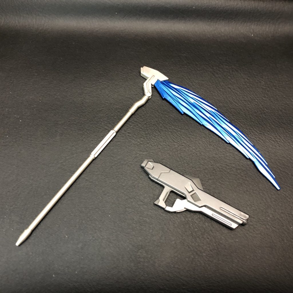 武装にはビームライフルとビームサイスを採用
ビームライフルはやはり遠距離武器も持ってた方がいいよなぁというアレと、ビームサイスはゲーム内のRPGみたいなやつで死神のコスチュームをしていたところから