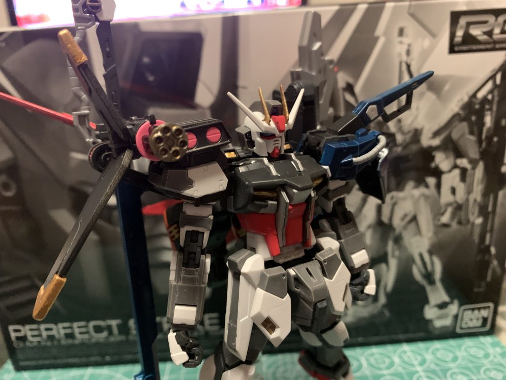 武装に関してはもっと色分けというか、ソードとバスターで設定通り位分けられれば良かったなぁ