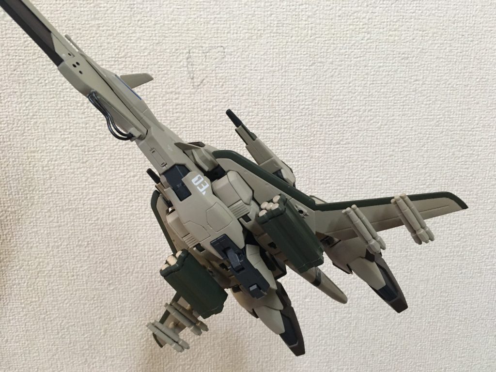 ウェーブライダー、ミサイルのおかげか、こっちの方がしっくりくる気がします。色分けも。