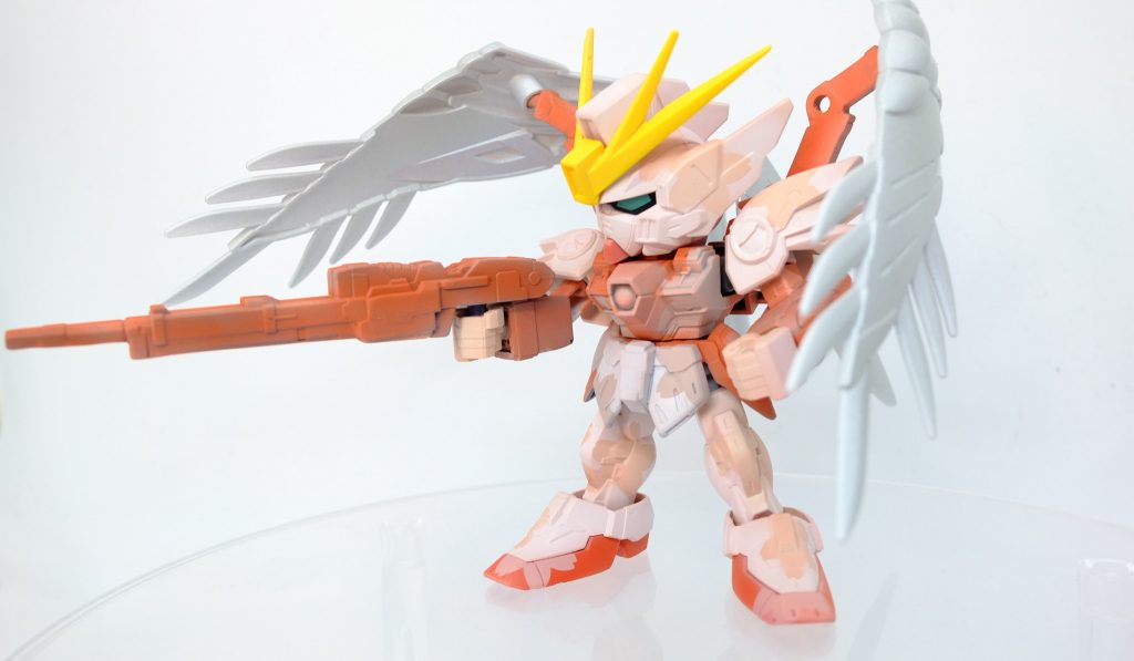 バスターライフルにはマスキングしていません、単体パーツかつ肉抜きとギミック用のダボ等が目立つのでその辺はオミットしました。