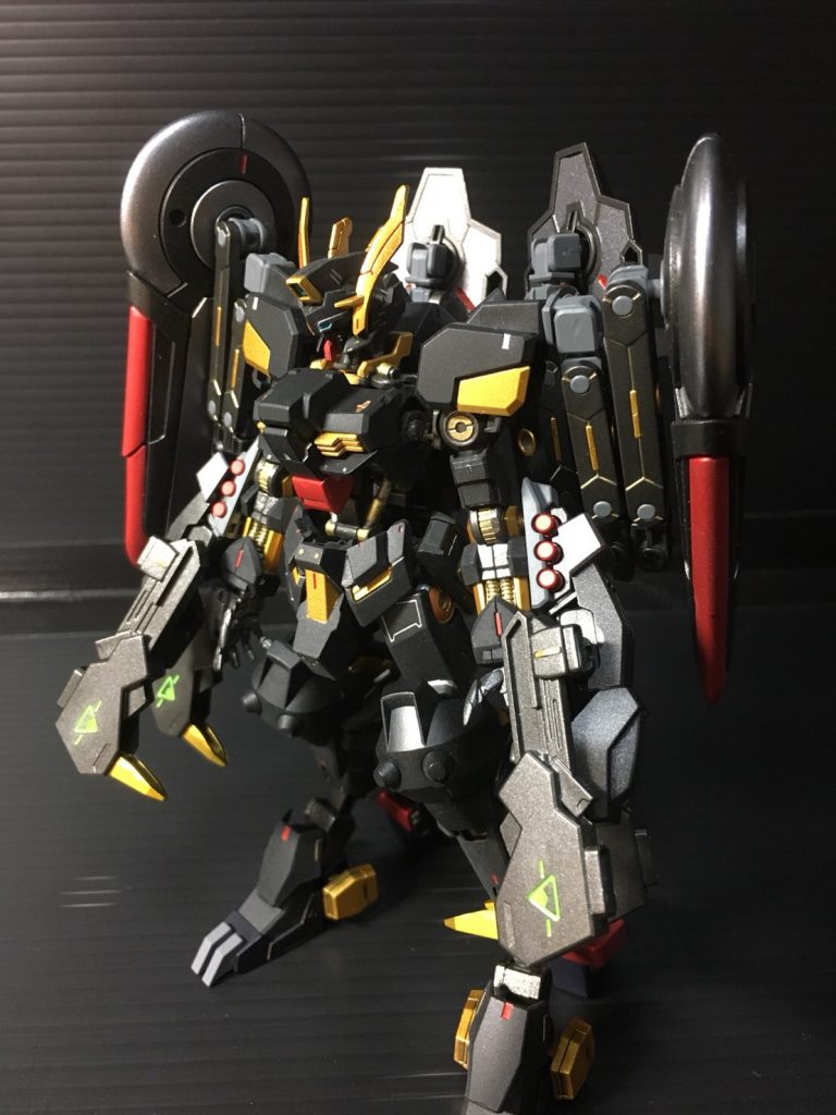 インパクトシールド+スパイクシールド+ナックルメイス