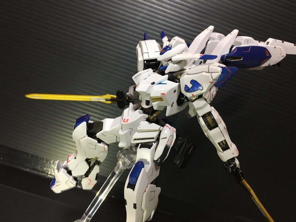 レールガン

こんな小さいのに機能するんかい…