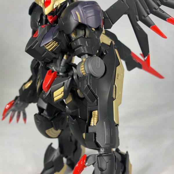 鉄華団の黒き悪魔