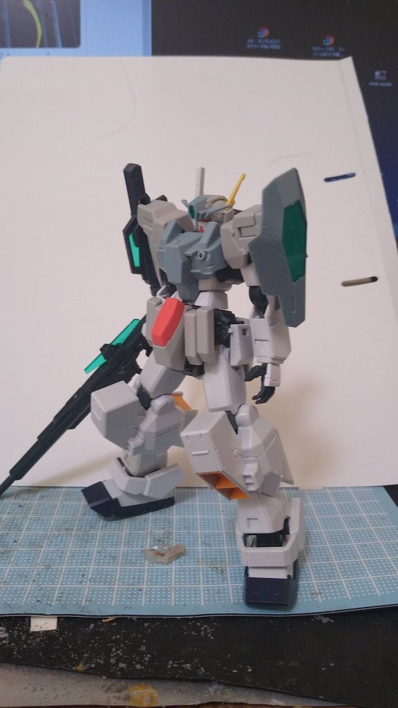 とりあえずヘイズル改とケルディムサーガをくっつけた状態。
この後、前述の上半身ボリュームアップを施しています。