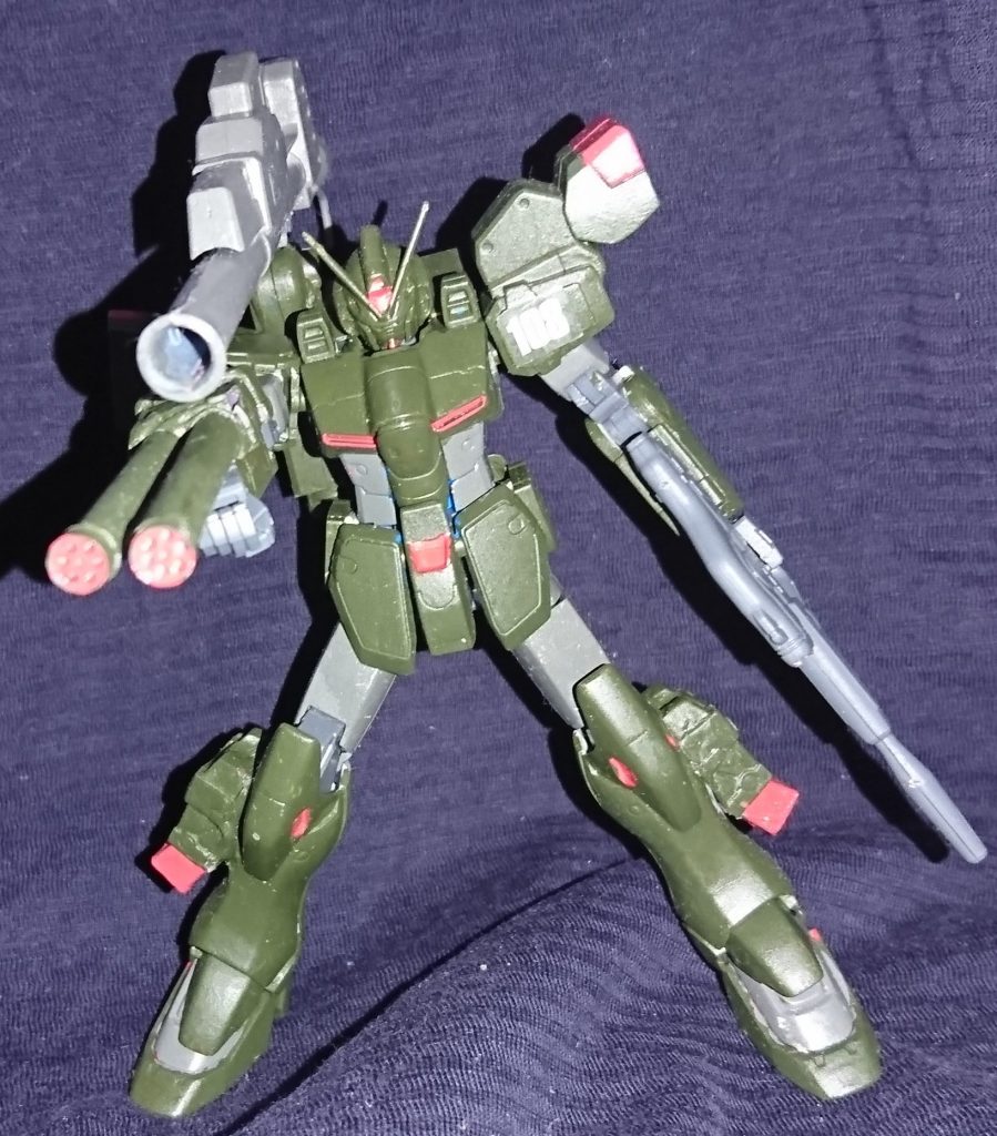肩のミサイルポッドは旧ＨＧ陸ジムの踵