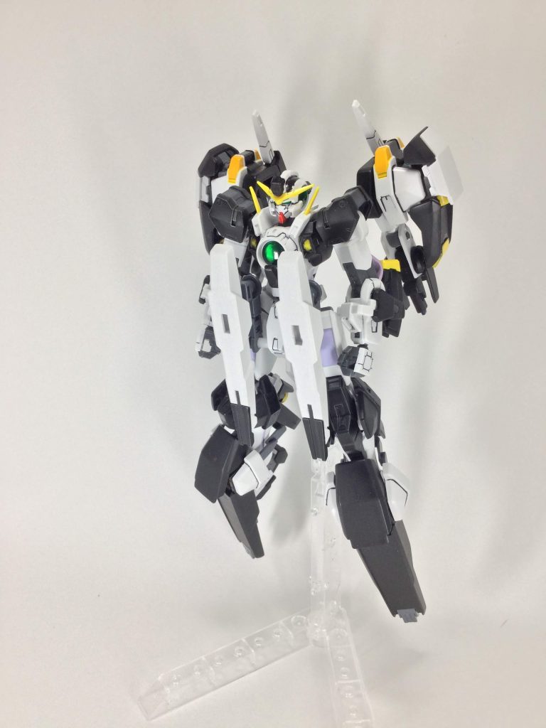 ナドレで追加した新たなモード
ブーストモード
ダッシュユニットを反転し脚部前に持ってきて粒子を完全開放しての高速形態