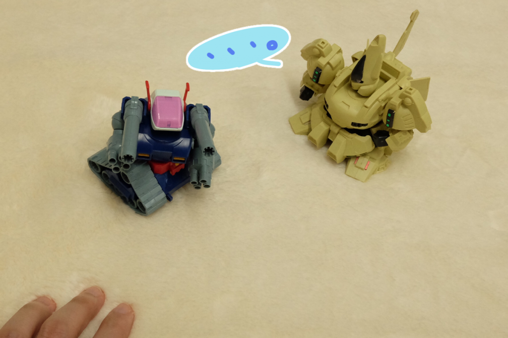 ジオたんも写真撮ろうよ〜〜
怖くないよ？
ちょっとモデルになってくれるだけでいいんだよ！