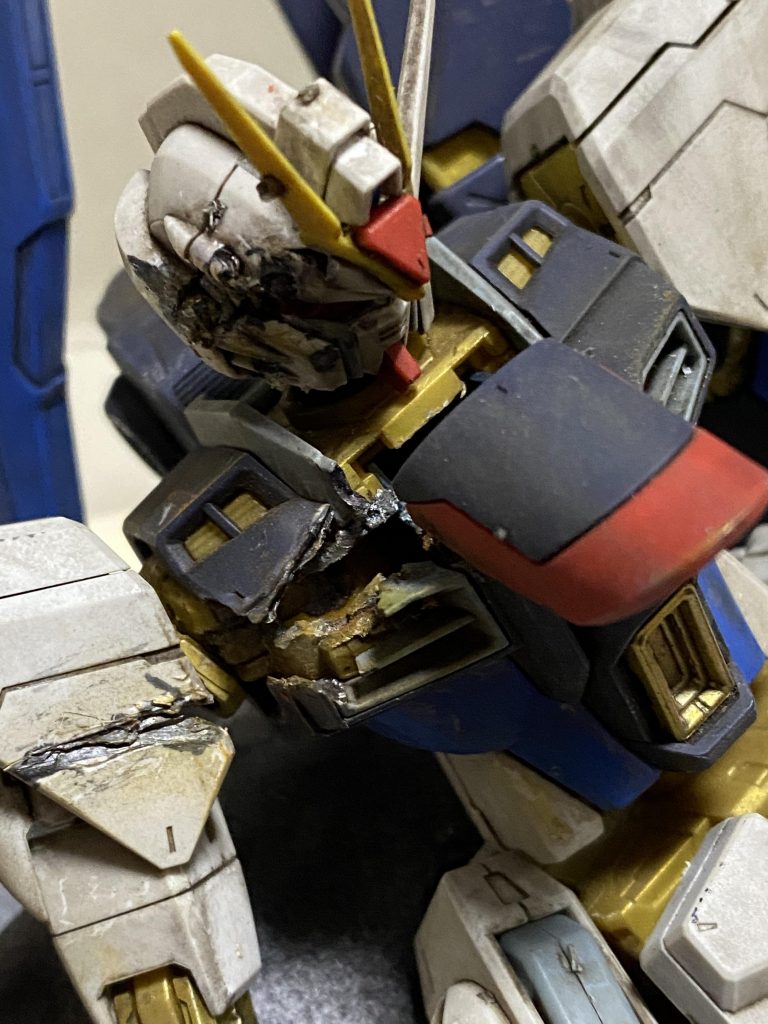 1番気に入っている頭部と胴体の破損部