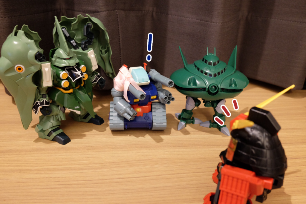 ザム:ほらアイツも大きくないだろう?
タンク:あ!  むしゃがんだむ!
武者:なんじゃ?