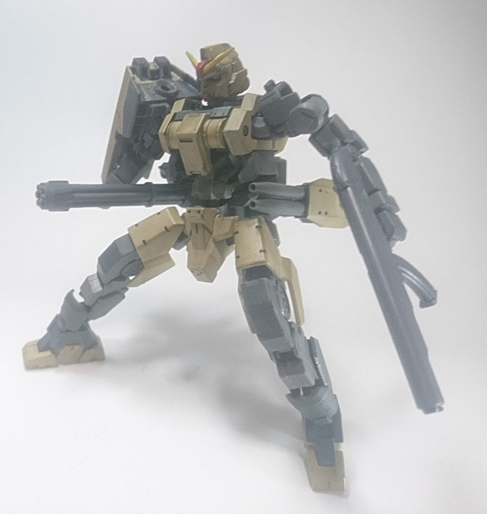 アクションとしてはこんな感じ。先ほどの武装もこのように。