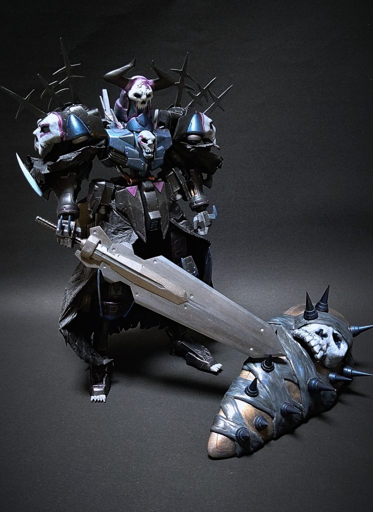 黒い布のようなものはティッシュに木工ボンドを染み込ませ黒サフを吹いて作りました。