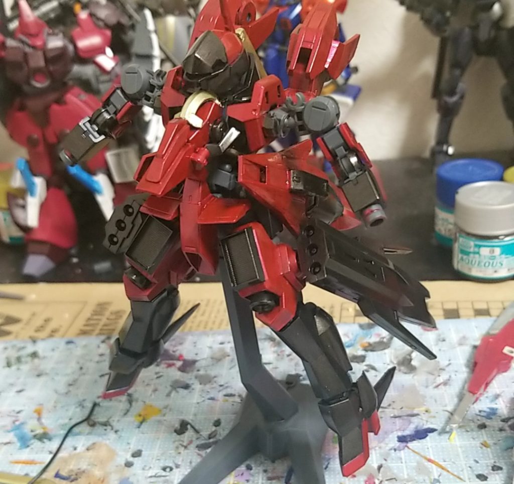 使用塗料
水性ホビーカラー
メタリックレッド
シルバー
黒鉄色
リニューアル前の水性ホビーカラー
ゴールド
リニューアル版最高
ちなみに筆塗りです