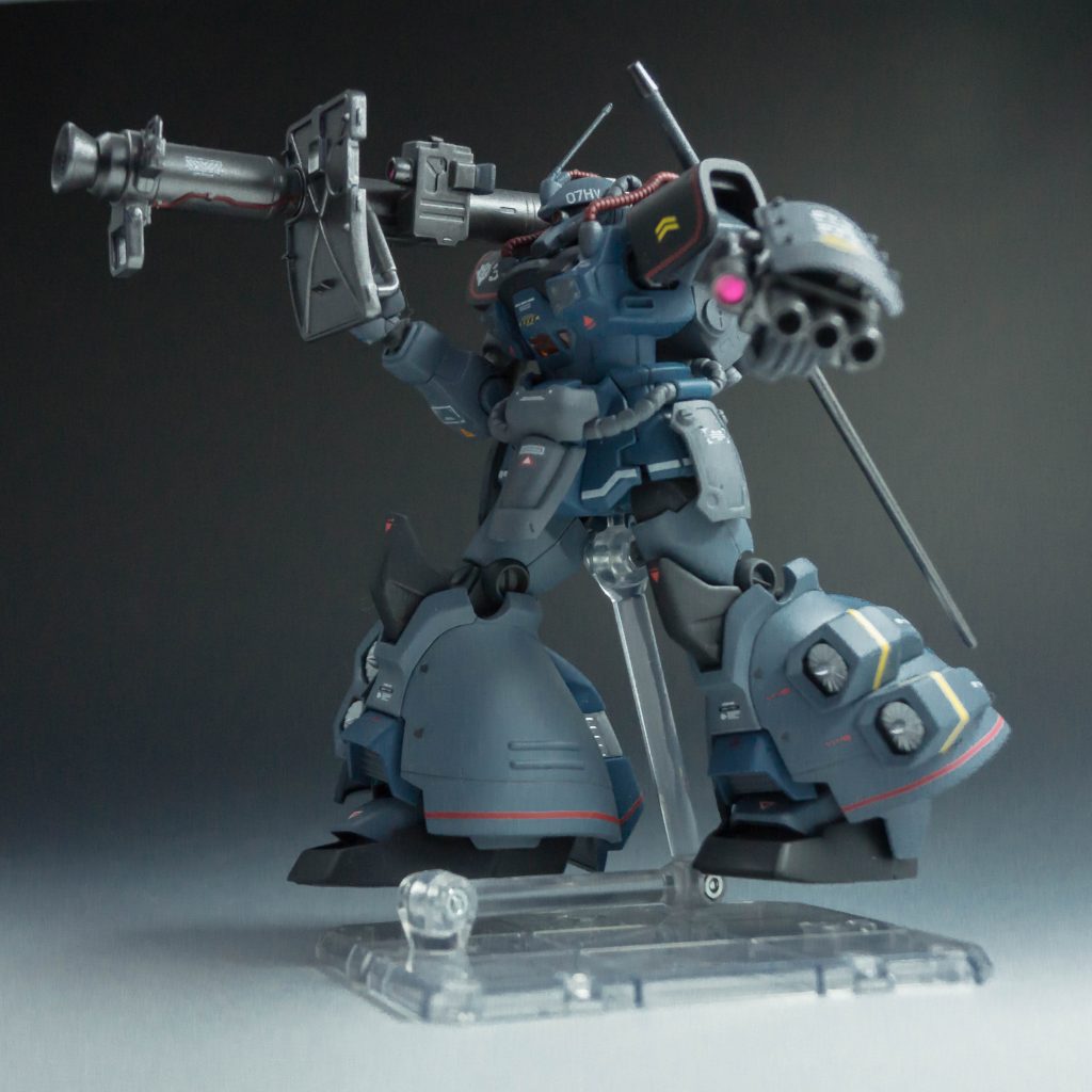 メイン武装は、ドムに合わせる形で、ラケーテン・バズを装備。