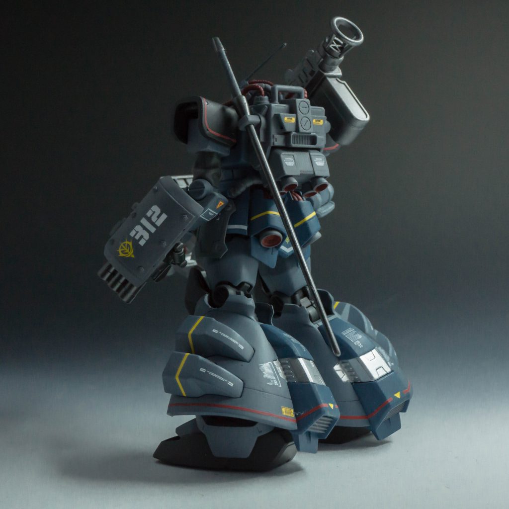 グフ・ホバーカスタム–3枚目/制作者:CAWORKS_0518