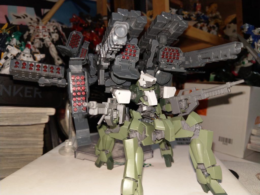 4脚グレイズ–3枚目/制作者：みゃーさん