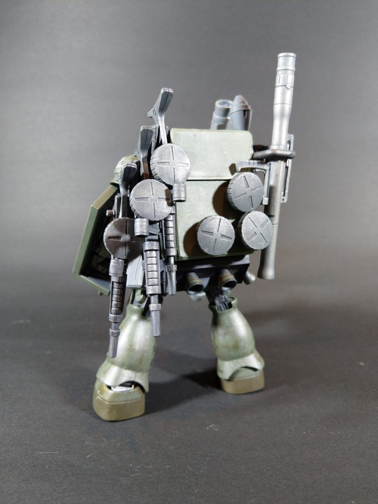 戦闘は若いの（新型機）に任せて武器の運搬に回る、みたいな