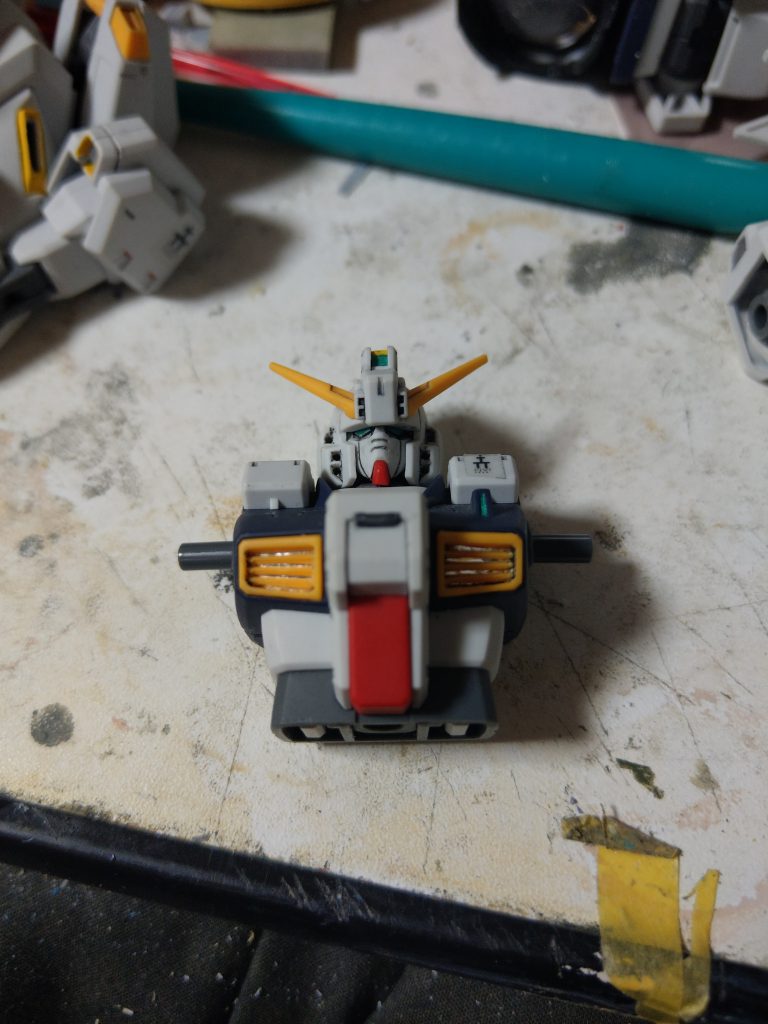 ダクト開口、しかし完成後ほぼ見えず