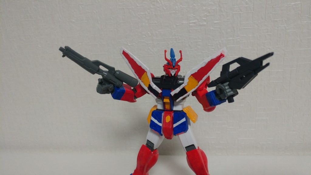 武装1
二丁拳銃コズモ·ワインダ－

ブライガ－は武器に二丁の銃を持っているのですが、自分の技術的に再現は不可能だったので元キットのビームガンとコアガンダムのビームスプレーガンをそのまま使用しています。