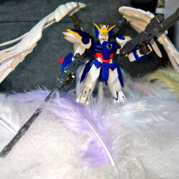 RGウイングガンダムゼロEW